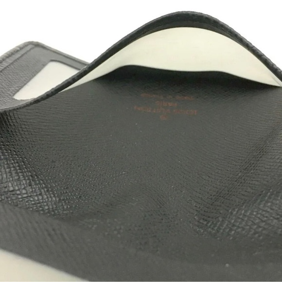 Louis Vuitton Epi Porte 2 cartes Vertical Leather
Pass Card Case - Picture 5 of 8